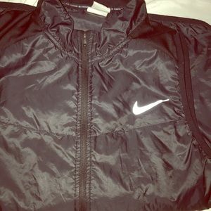 Black medium Nike vest